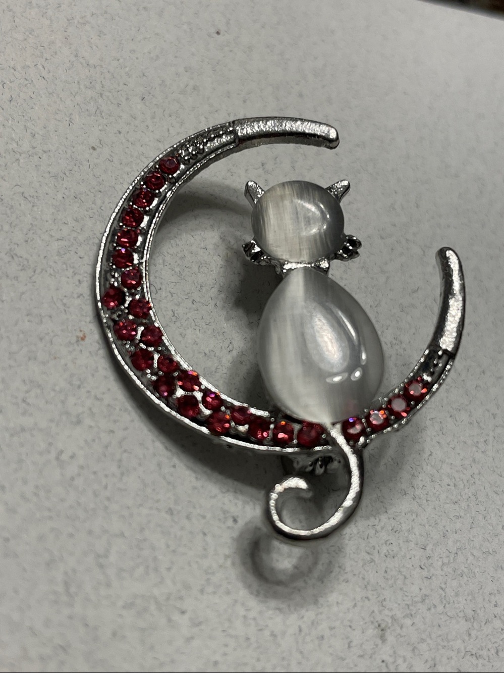 Lapel Pins Moon Cat Brooch Women - Picture 2 of 4